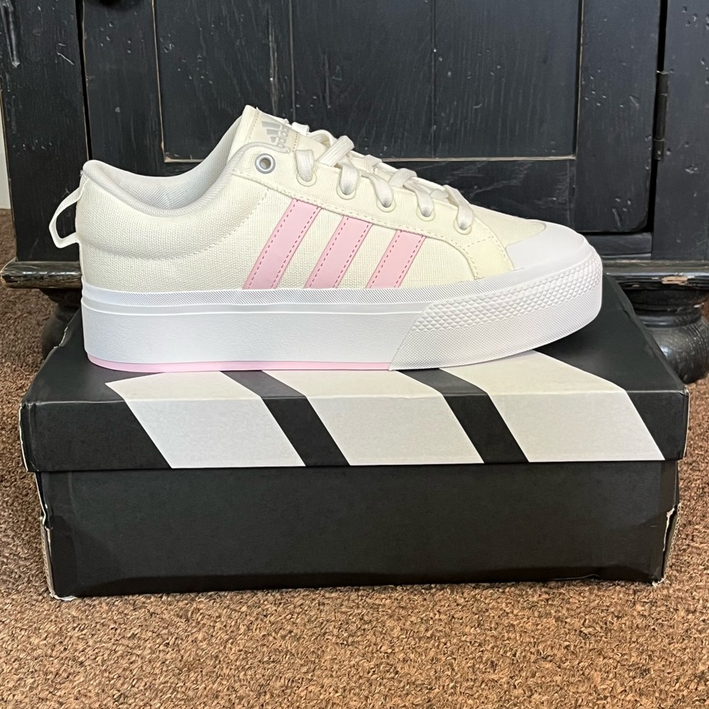 NEW Adidas Bravada 2.0 platform sneakers Women's size 8.5